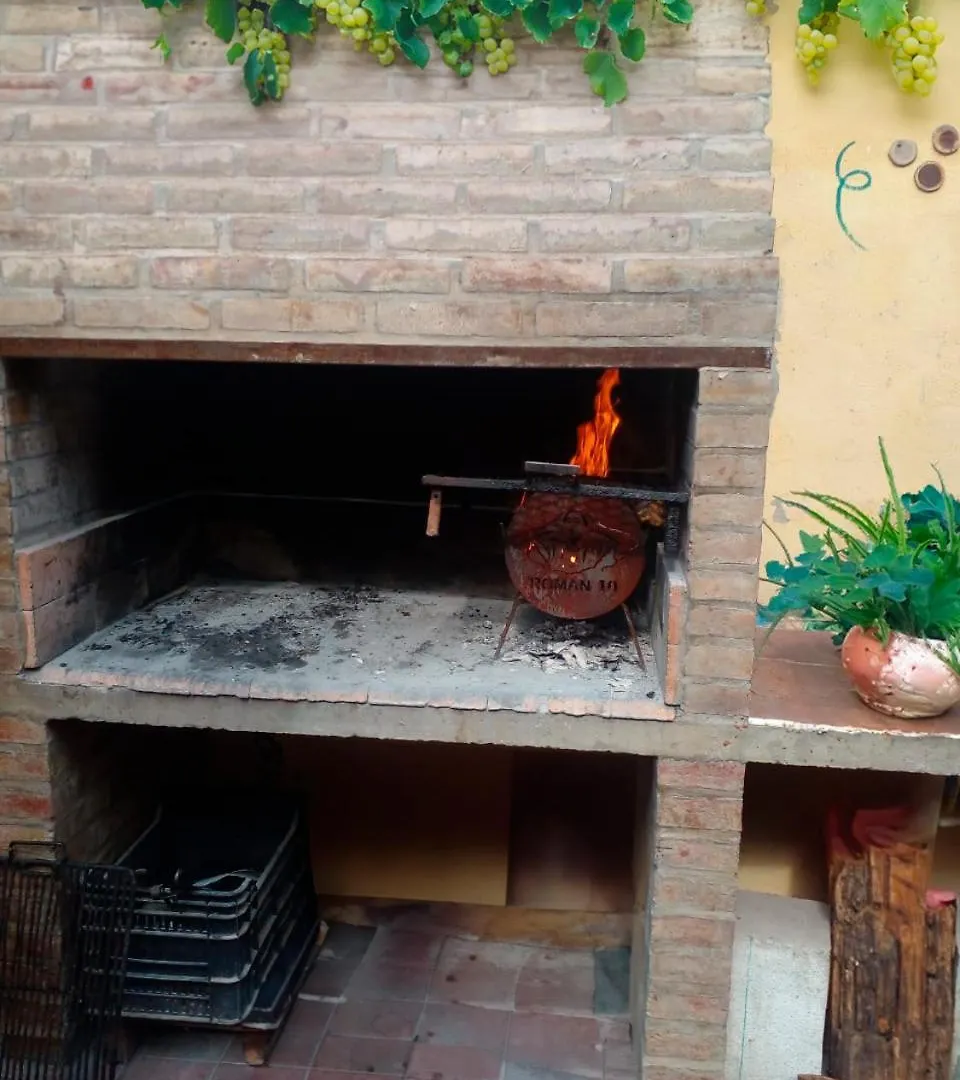 Hostel Estacion Mendoza 0*,